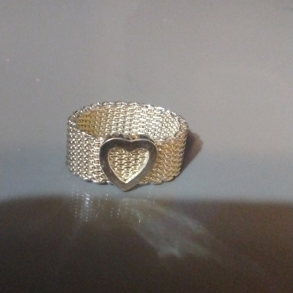 Silver tone heart ring size 6.5 NWT (sku 918) - Picture 3 of 4